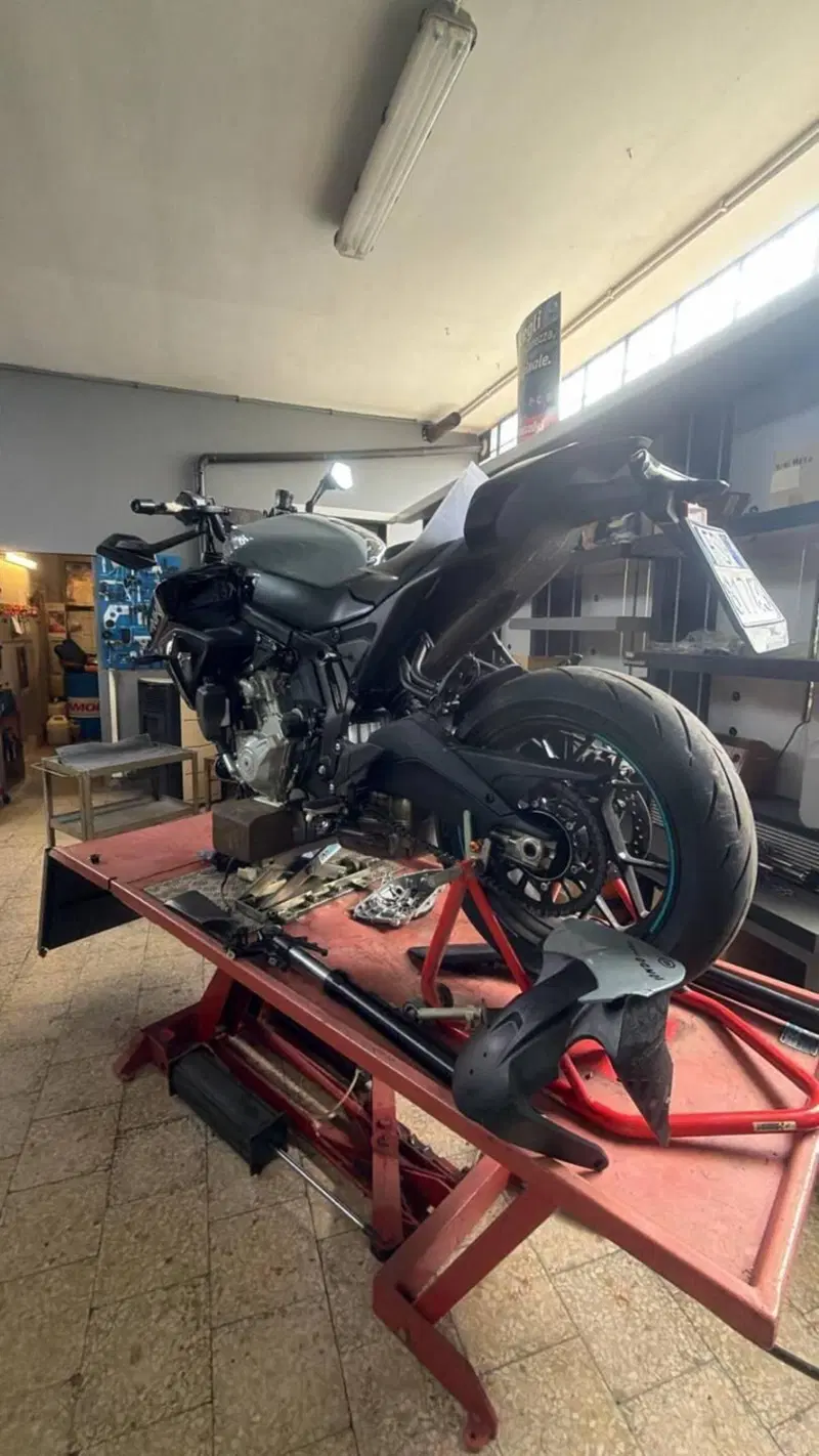 CFMOTO 675NK (2025 - 26) (3)
