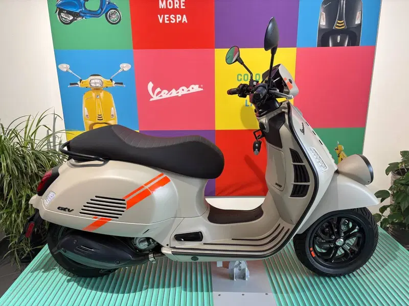 Vespa GTV 300 Hpe (2023 - 25) (2)