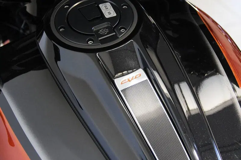 Harley-Davidson CVO Street Glide (2023) (11)