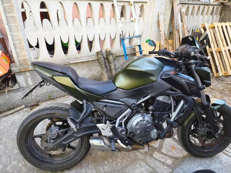 Kawasaki Z 650 (2017 - 19) (4)
