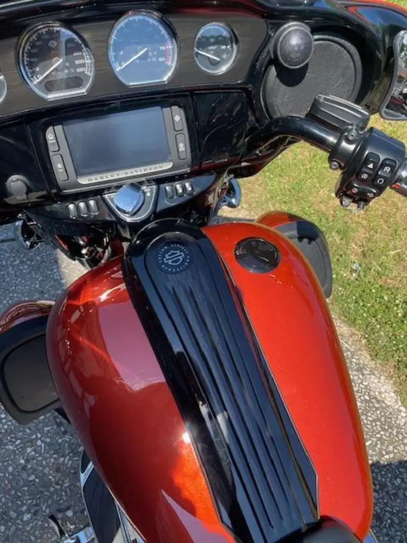 Harley-Davidson 114 Street Glide Special (2019 - 20) - FLHXS (5)