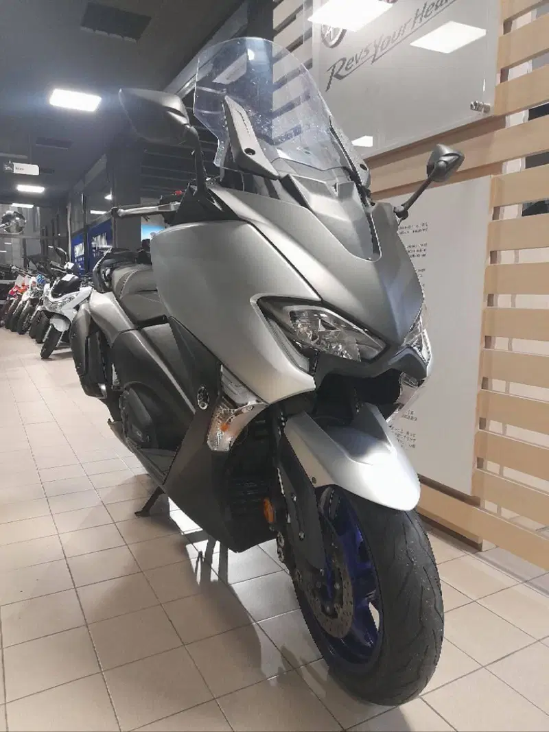 Yamaha T-Max 530 SX (2017 - 19) (3)