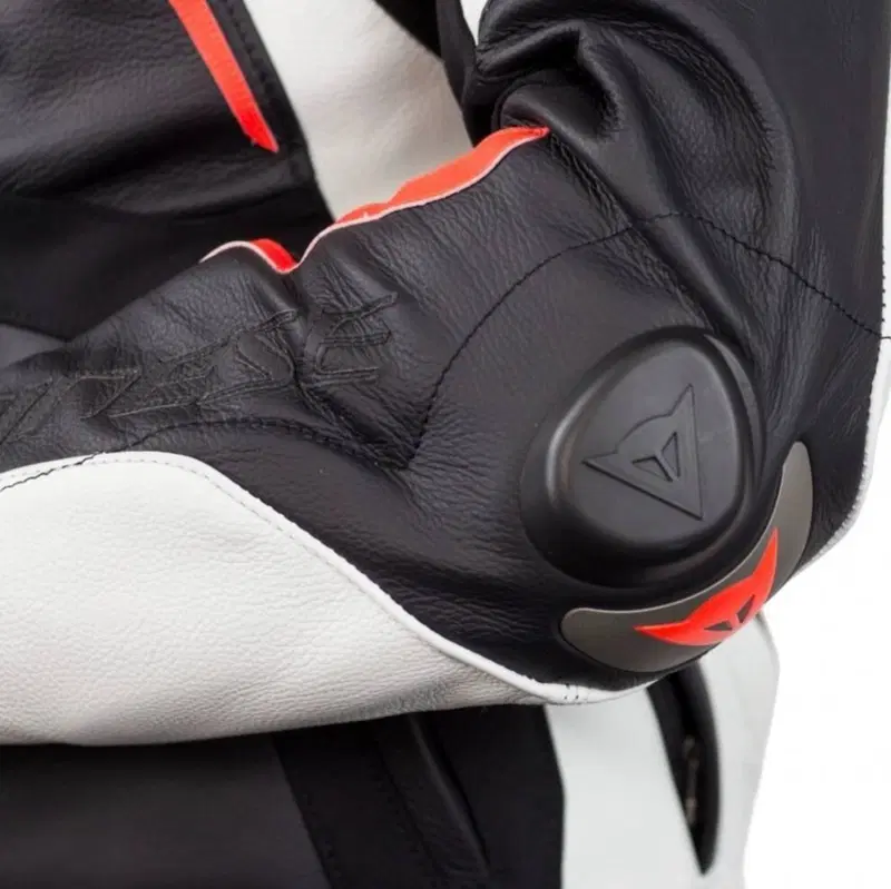 Giacca pelle traforata Dainese Mugello NUOVA!!! (4)