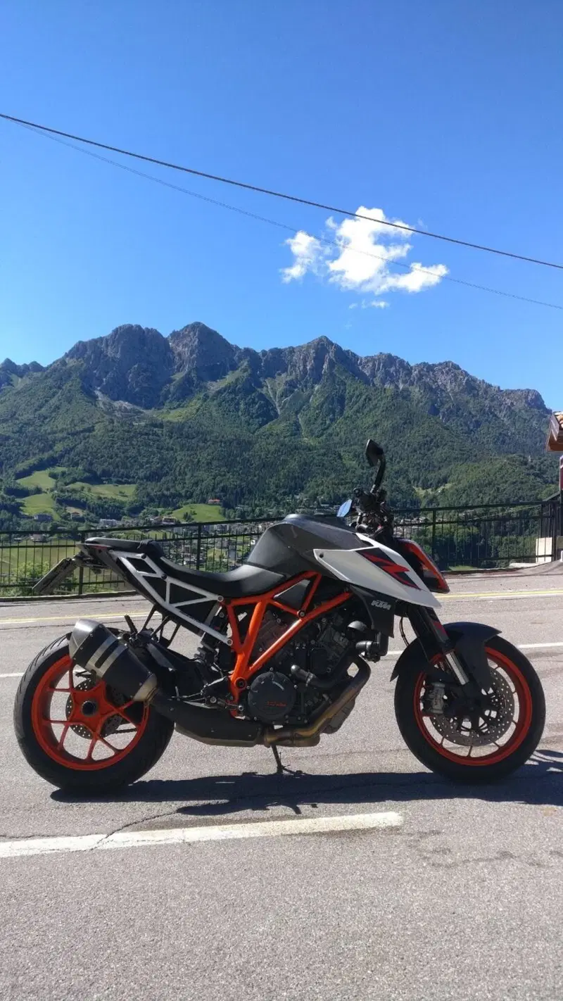 KTM 1290 Super Duke R ABS (2017 - 18) (3)