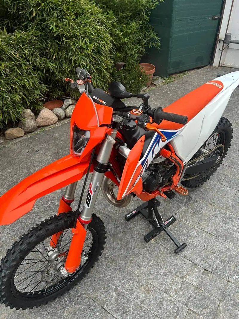KTM 125 SX (2022) (3)