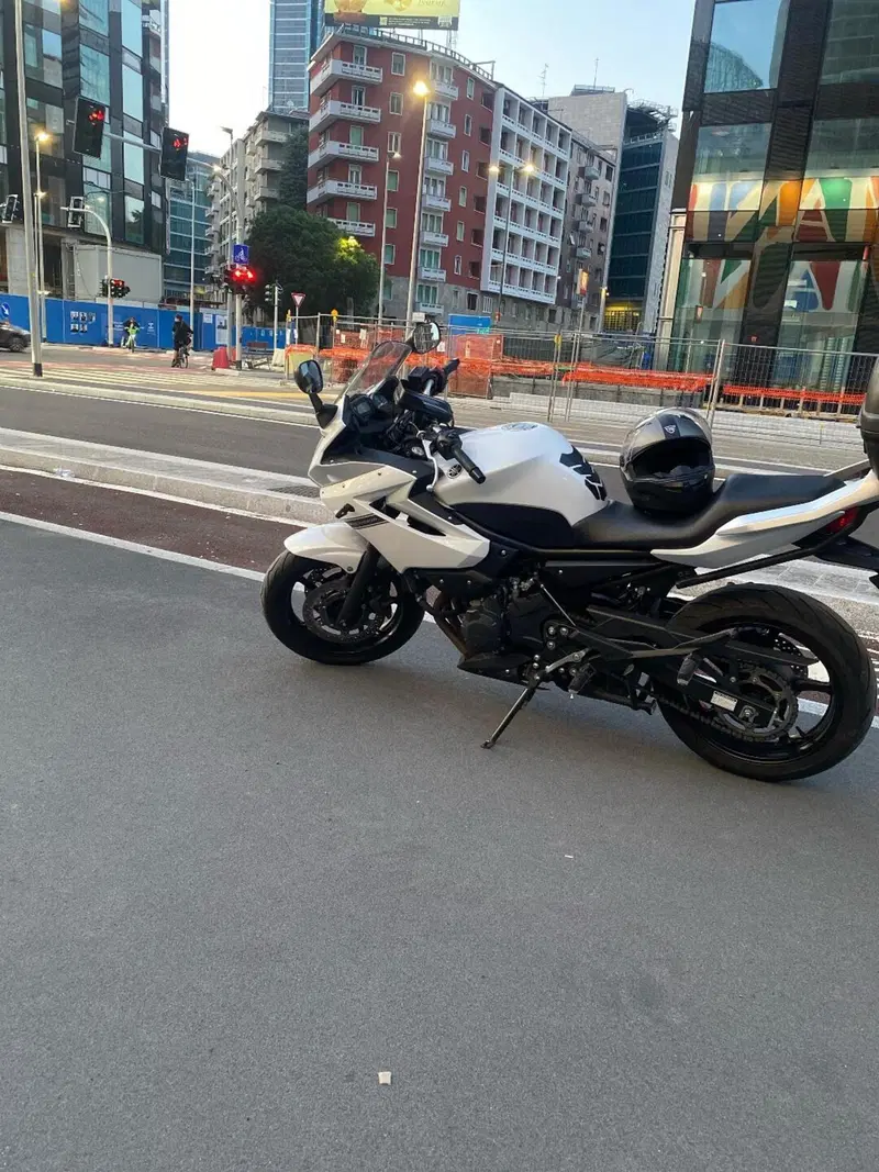 Yamaha XJ6 ABS (2008 - 15) (10)