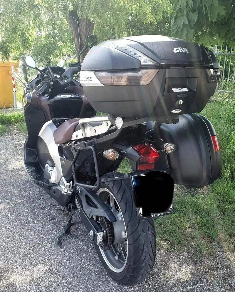 Honda Integra 700 (2011 - 13) (4)