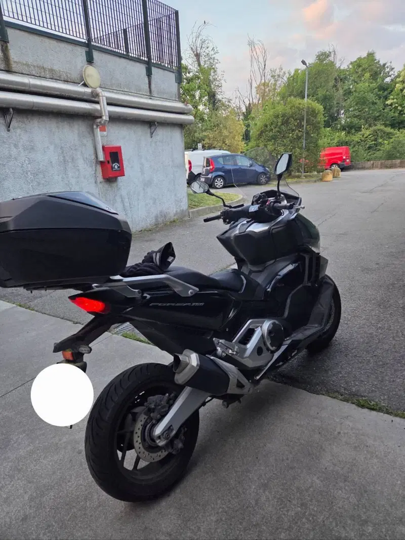 Honda Forza 750 DCT (2021 - 24) (2)