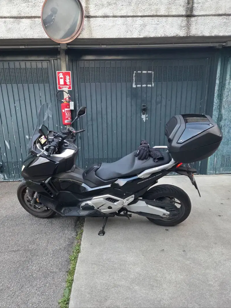 Honda Forza 750 DCT (2021 - 24) (4)