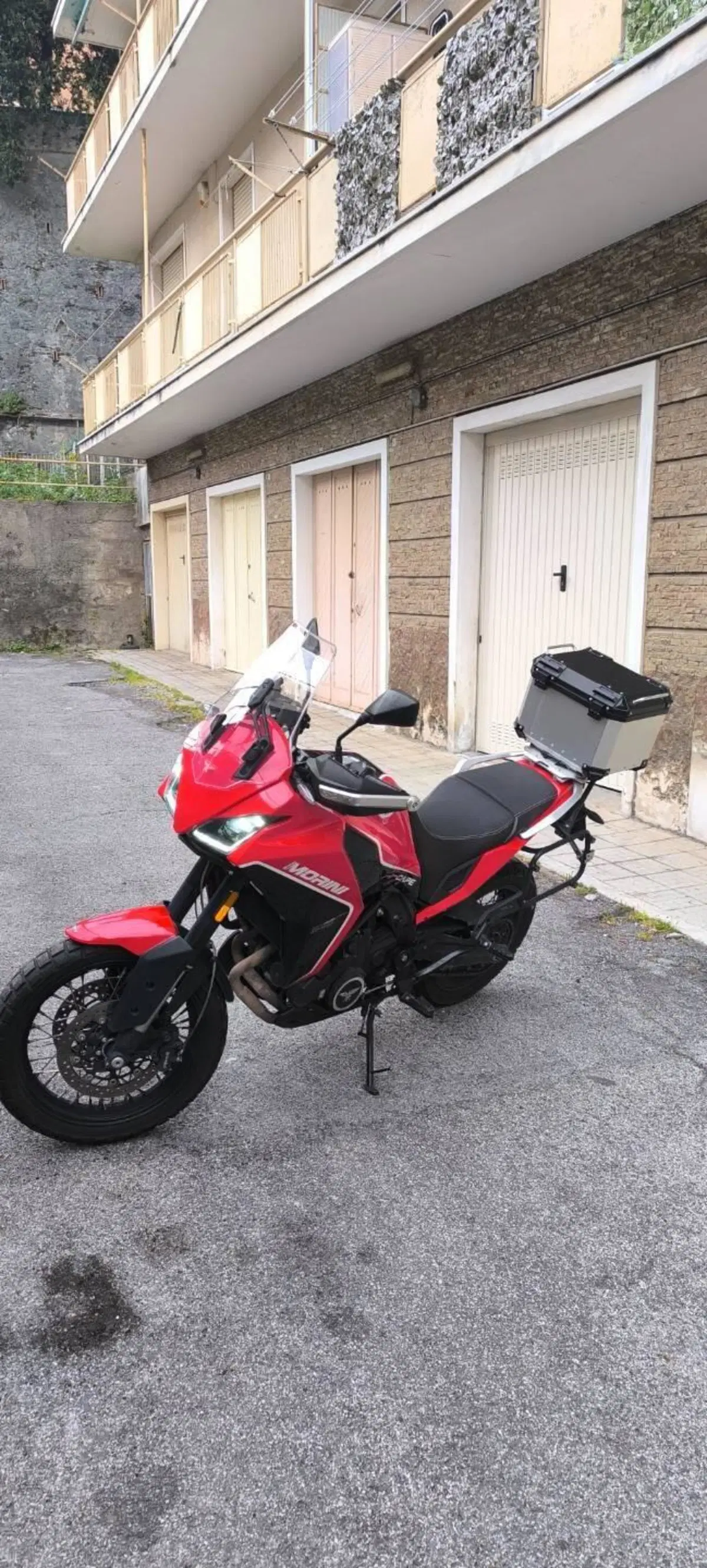 Moto Morini X-Cape 650 (2021 - 26) (3)