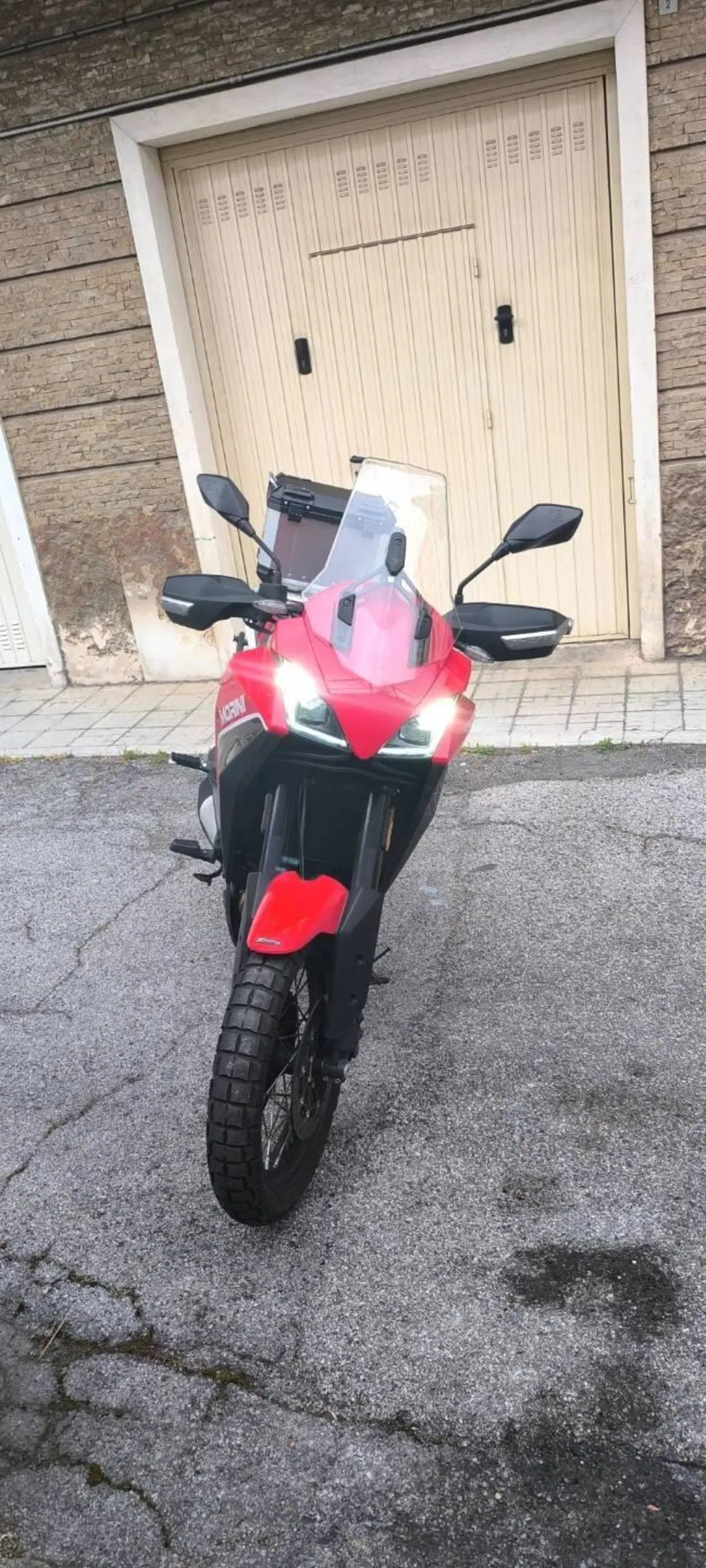 Moto Morini X-Cape 650 (2021 - 26) (4)