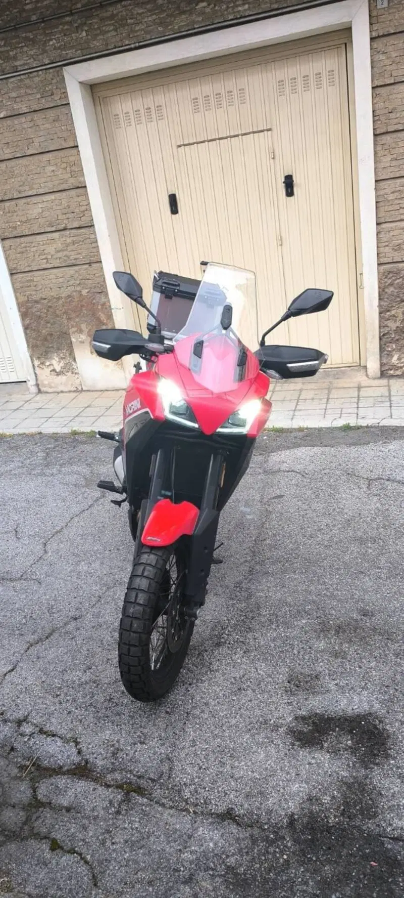 Moto Morini X-Cape 650 (2021 - 26) (4)