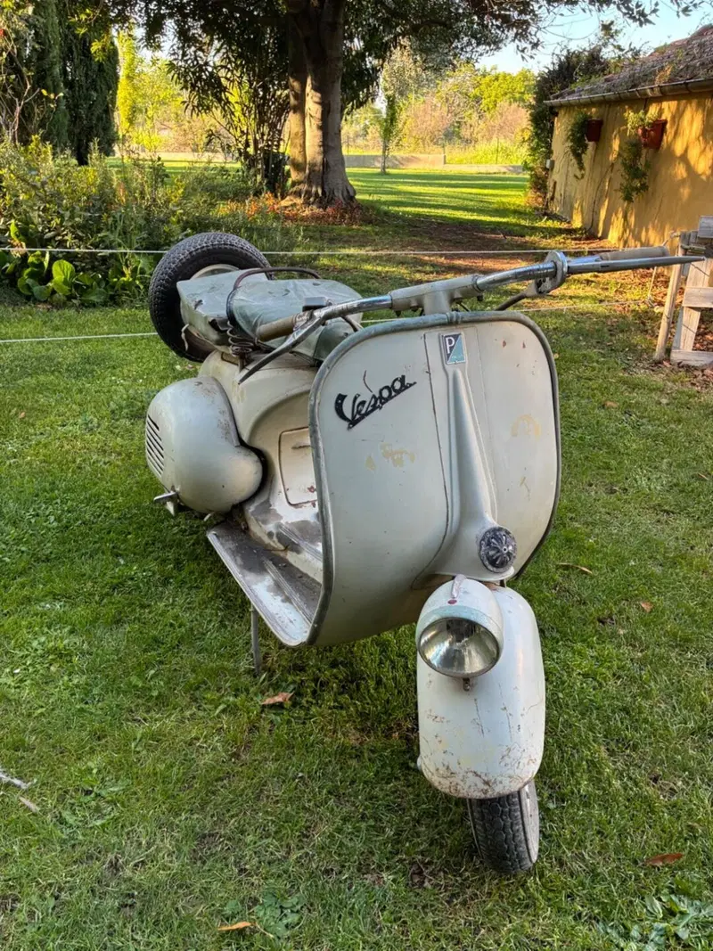 Piaggio Vespa 125