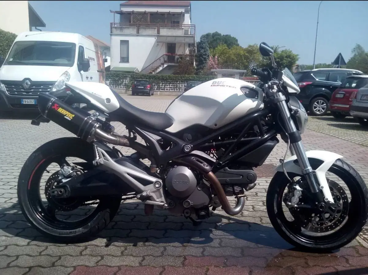 Ducati Monster 696 Plus (2007 - 14)