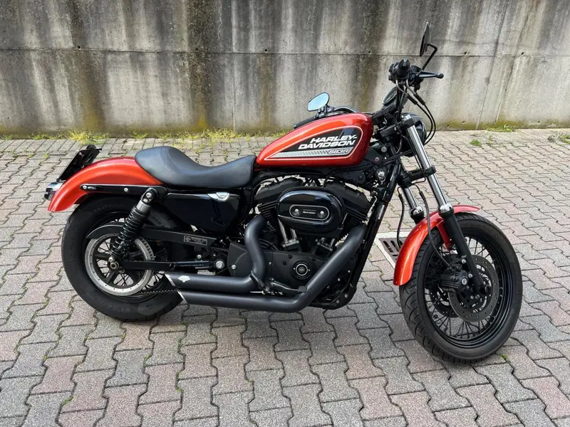 Harley-Davidson 883 R (2008 - 16) - XL 883R