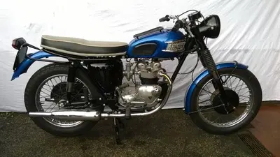 Triumph Bonneville T100 d'epoca
