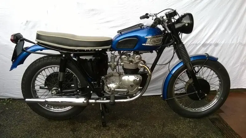 Triumph Bonneville T100