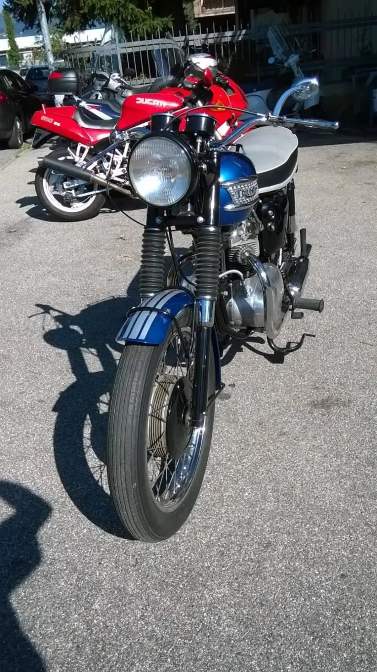Triumph Bonneville T100 (7)