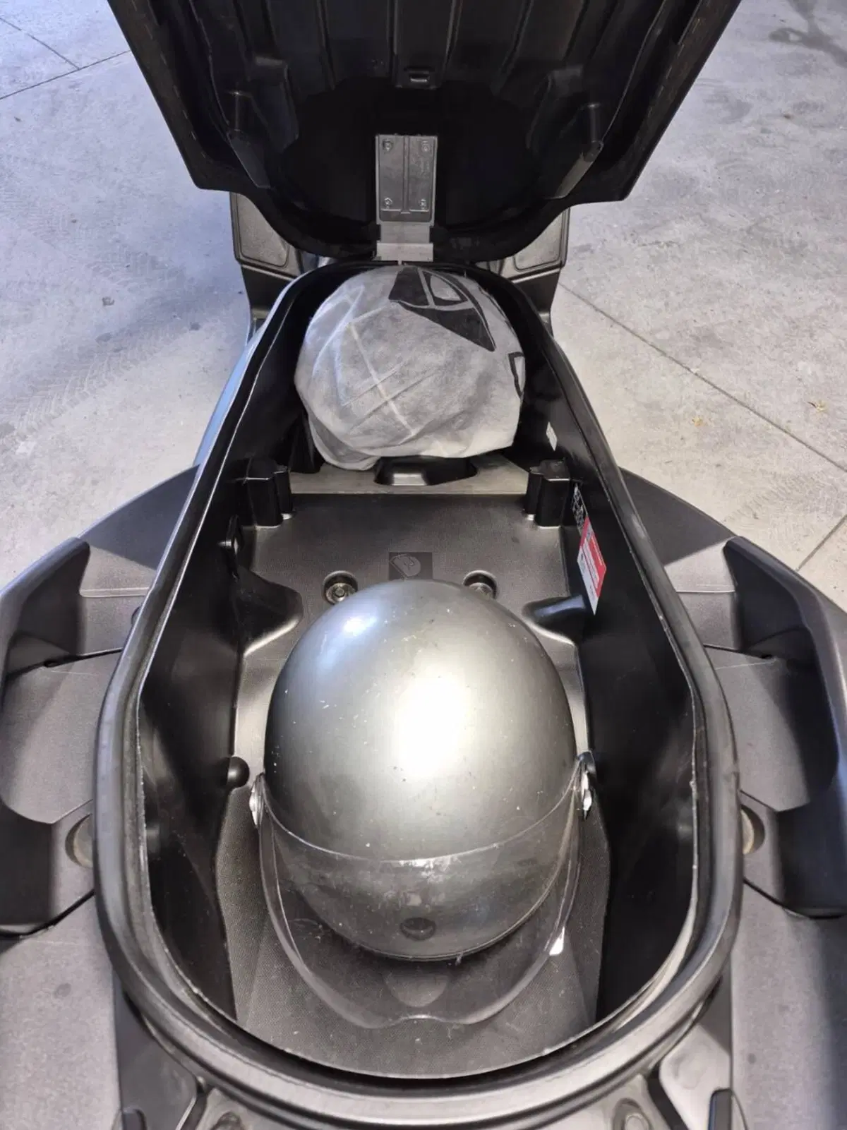 Yamaha X-Max 300 ABS (2017 - 20) (12)