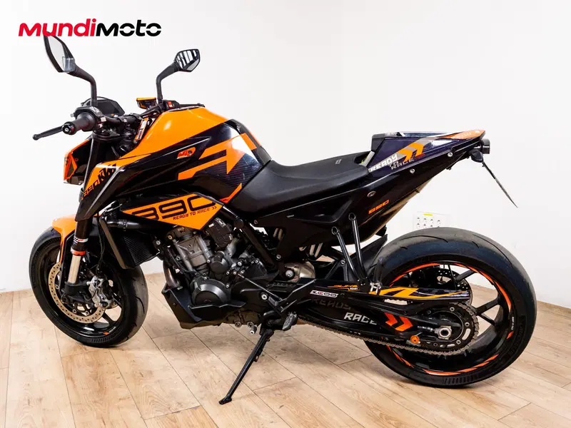 KTM 890 Duke L (2021) (7)