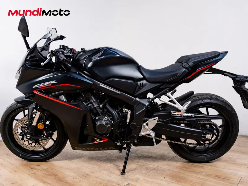 Honda CBR 650 R E-Clutch (2024 - 26) (6)