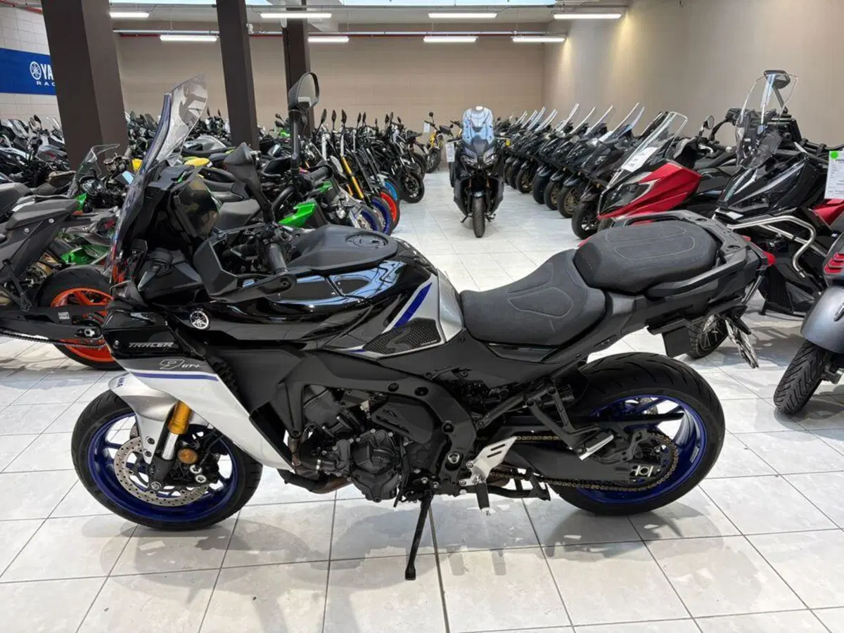 Yamaha Tracer 9 GT+ Y-AMT (2025 - 26) (4)