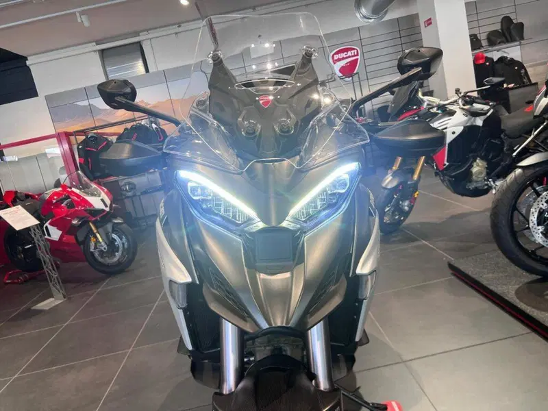 Ducati Multistrada V4 S (2021 - 24) (8)