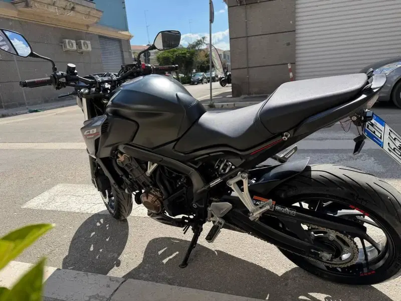 Honda CB 650 F ABS (2014 - 17) (7)