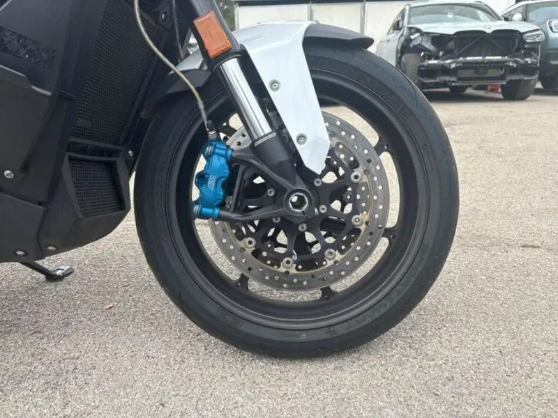 Bmw M 1000 XR (2024 - 26) (7)