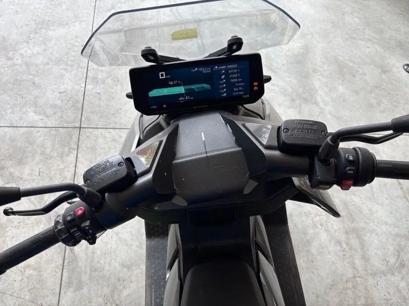 Bmw CE 04 (2021 - 25) (7)