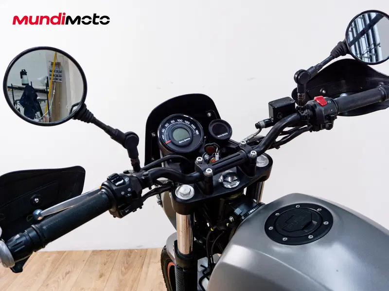 Royal Enfield Scram 411 (2022 - 24) (11)