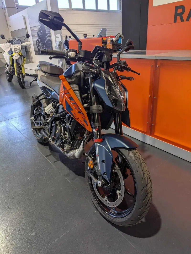 KTM 125 Duke (2026) (2)