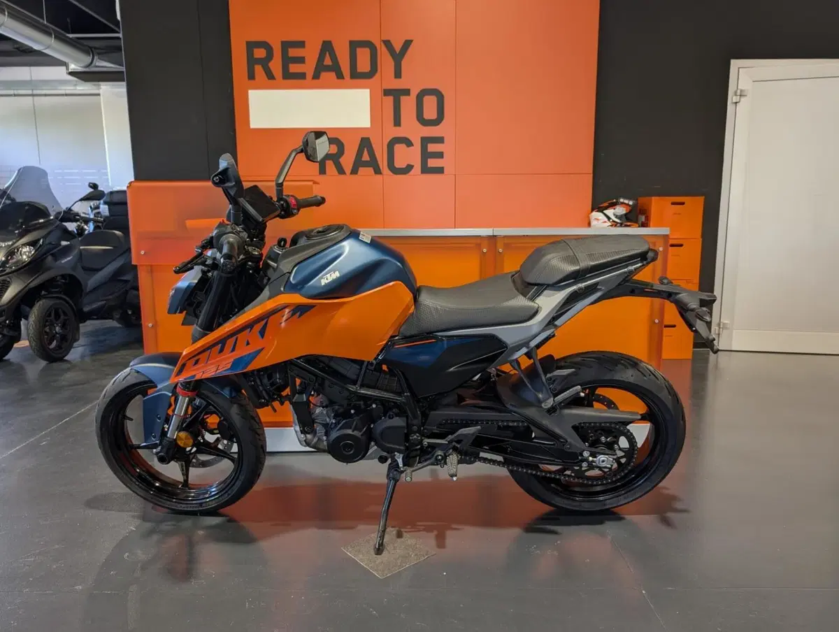 KTM 125 Duke (2026) (3)