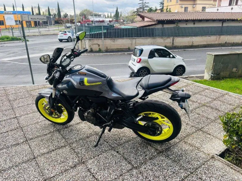 Yamaha MT-07 (2017 - 18) (14)