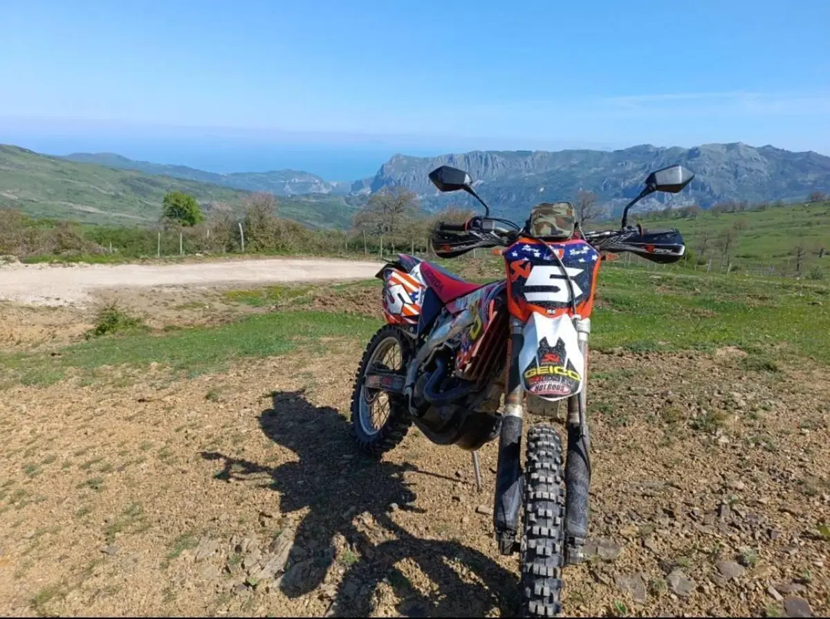 Honda CRF 450R (2003 - 04) (2)