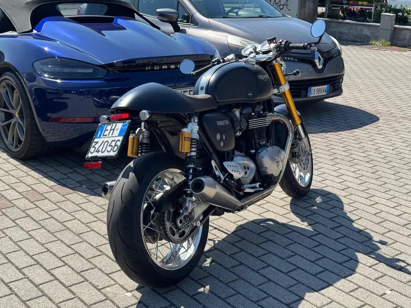 Triumph Thruxton 1200 R (2017 - 20) (2)