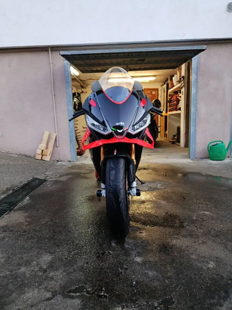 Aprilia RSV4 1100 Factory (2025 - 26) (5)
