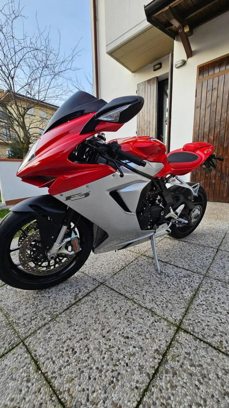MV Agusta F3 800 EAS ABS (2017 - 20) (2)