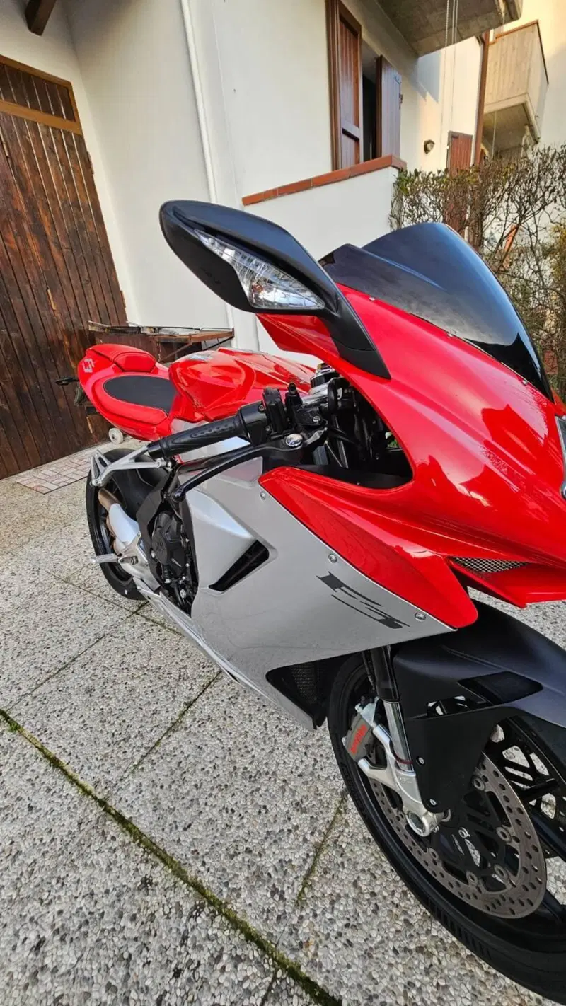 MV Agusta F3 800 EAS ABS (2017 - 20) (5)