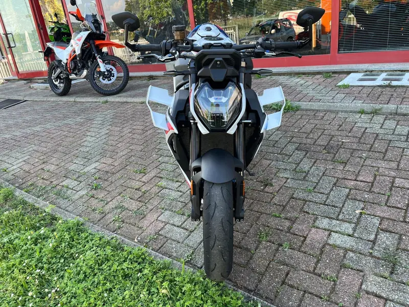 Bmw M 1000 R (2023 - 24) (5)