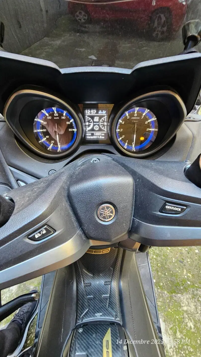 Yamaha T-Max 560 (2020 - 21) (5)