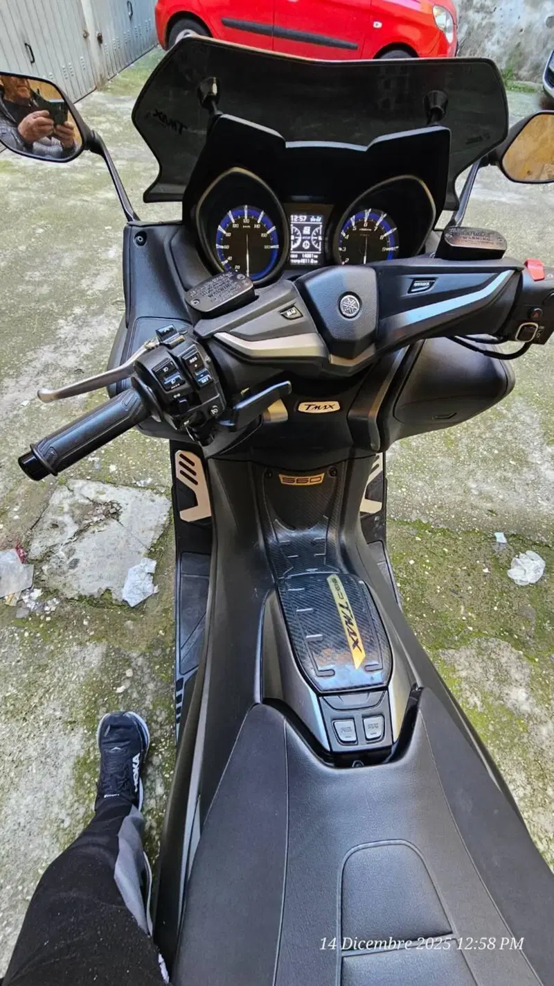 Yamaha T-Max 560 (2020 - 21) (6)