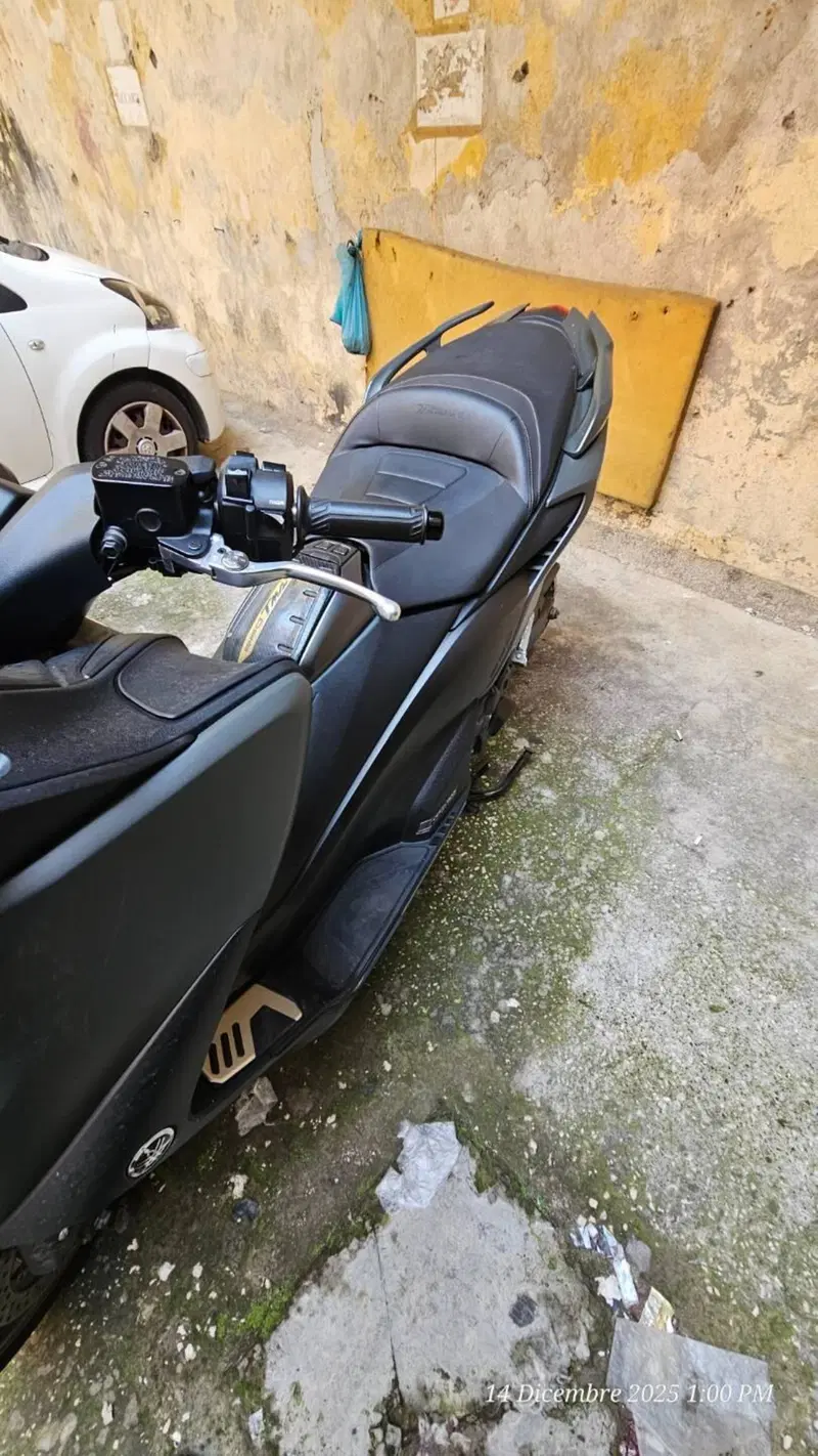Yamaha T-Max 560 (2020 - 21) (9)
