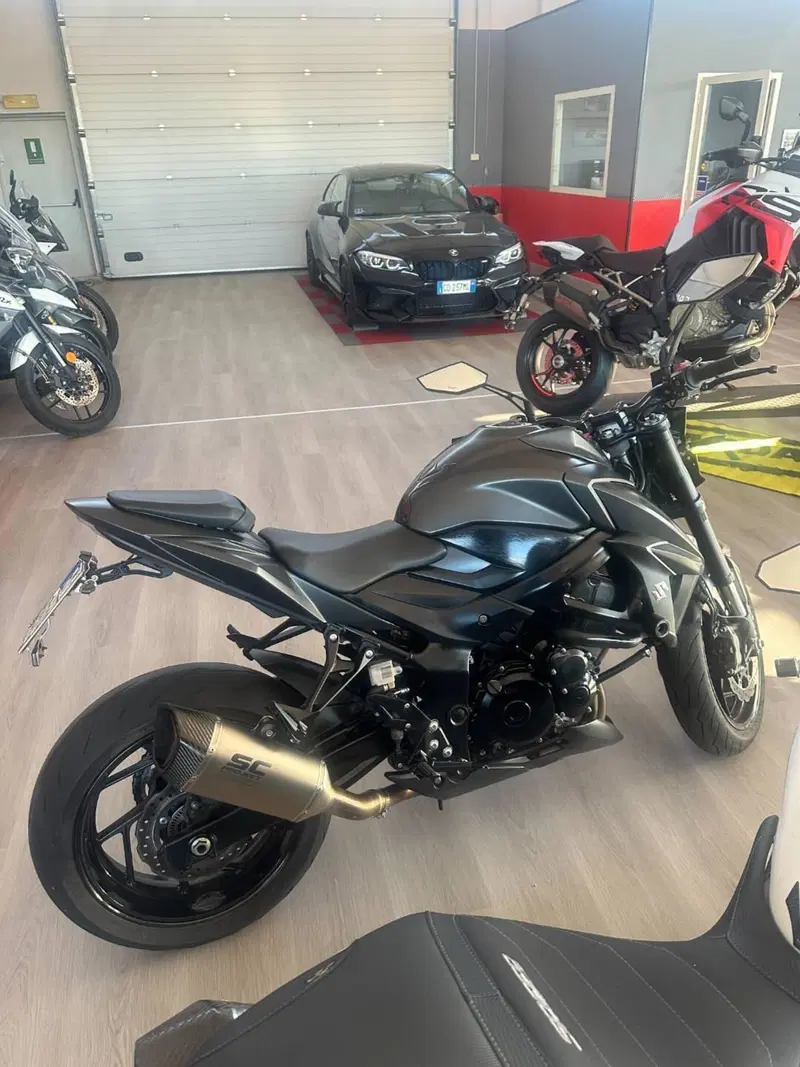 Suzuki GSX S 750 Yugen (2018 - 20) (3)