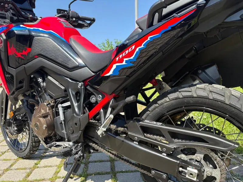 Honda Africa Twin CRF 1100L (2024 - 26) (7)
