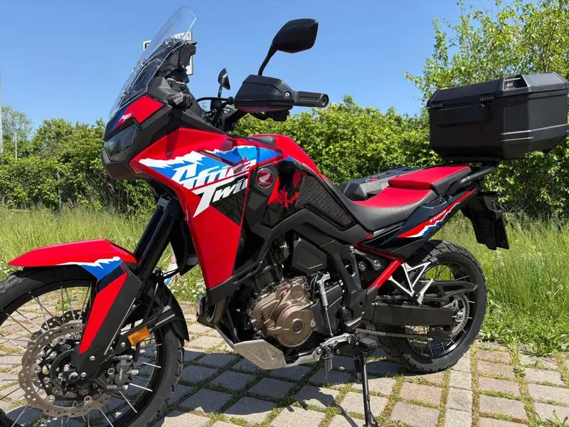 Honda Africa Twin CRF 1100L (2024 - 26) (9)
