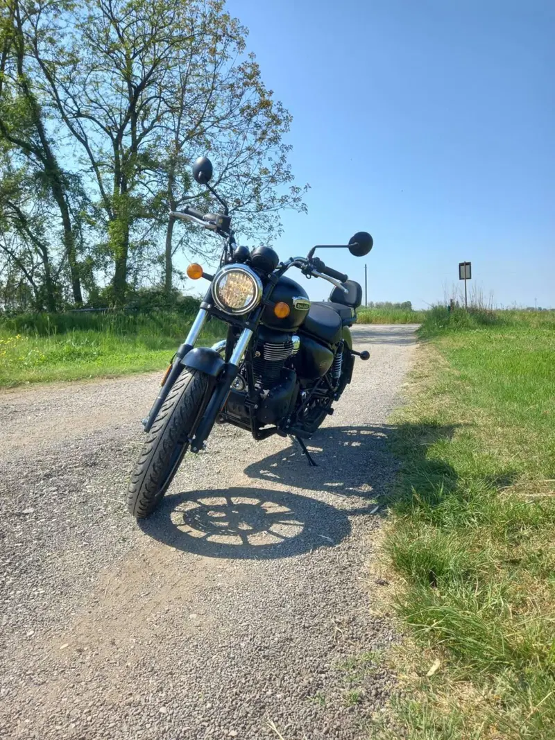 Royal Enfield Meteor 350 Aurora (2024 - 26) (7)