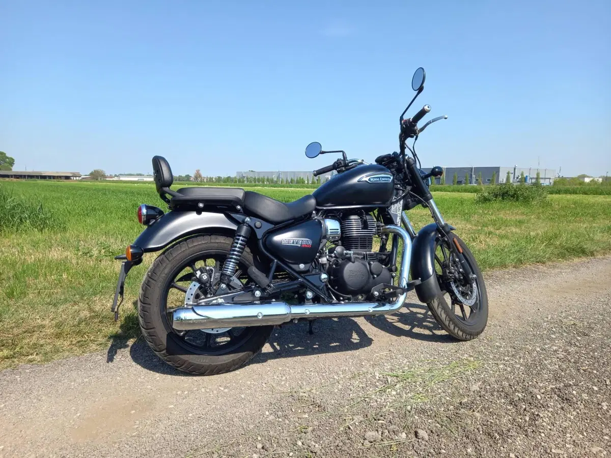 Royal Enfield Meteor 350 Aurora (2024 - 26)