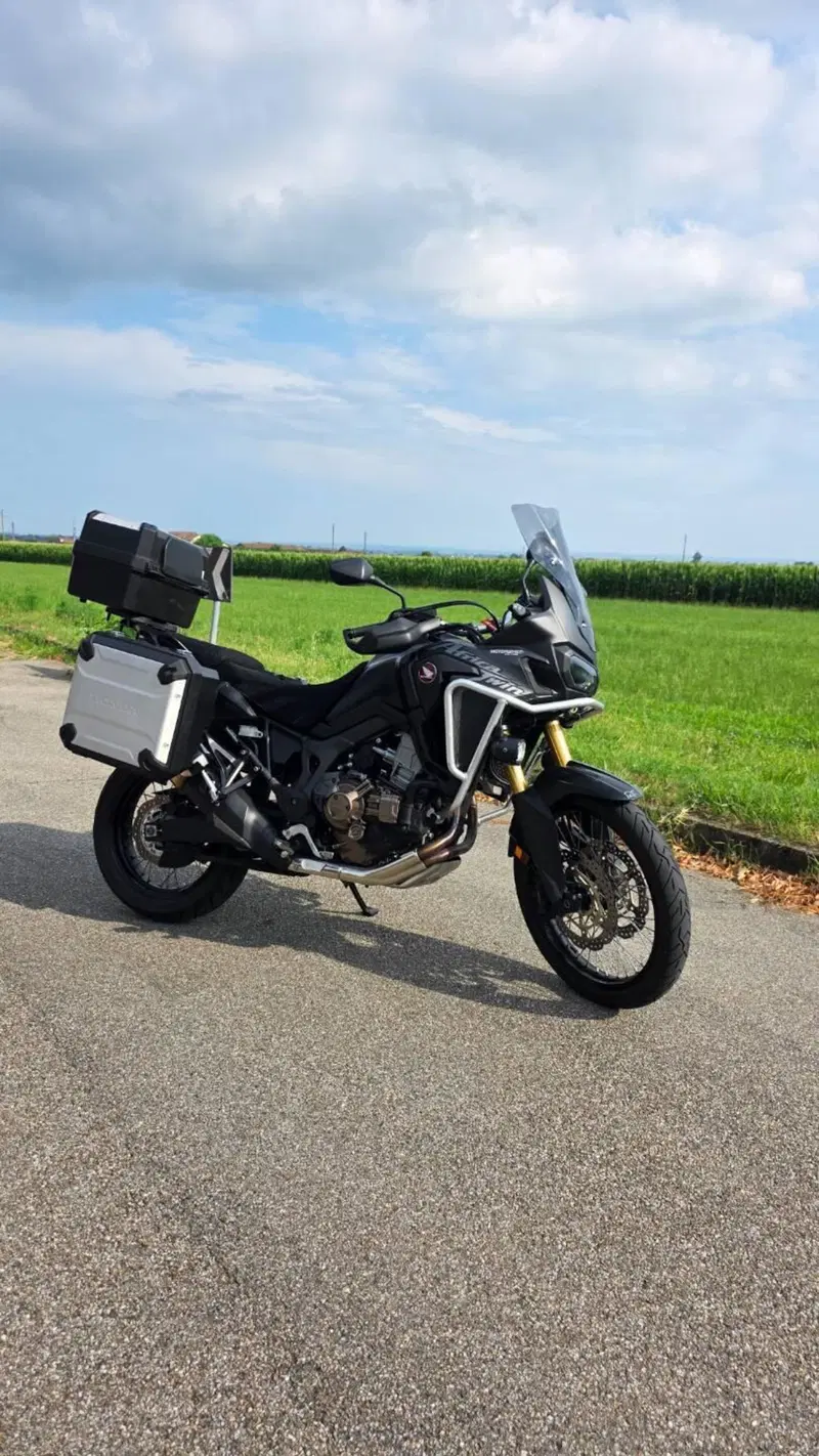 Honda Africa Twin CRF 1000L DCT Travel Edition (2018 - 19) (2)
