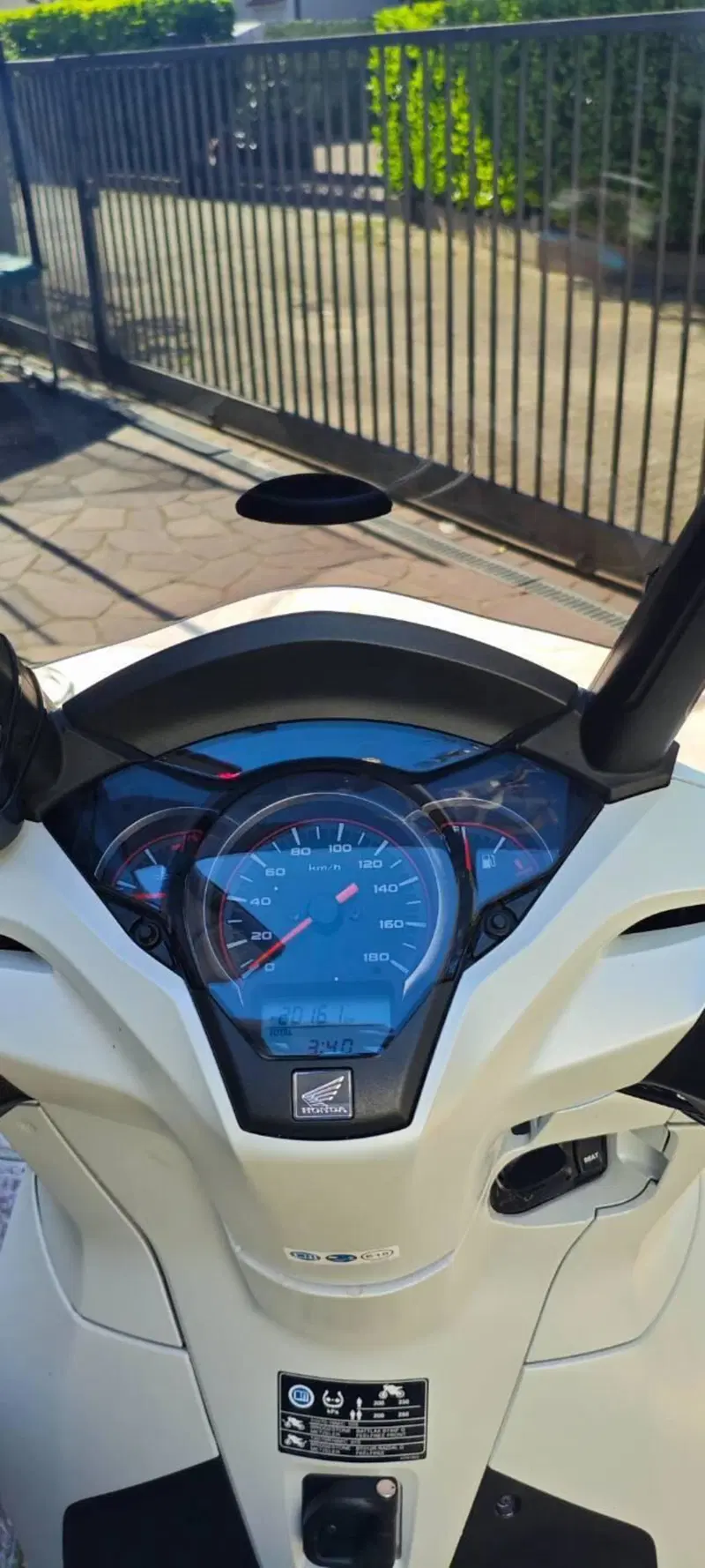 Honda SH 300 i ABS (2016 - 20) (6)